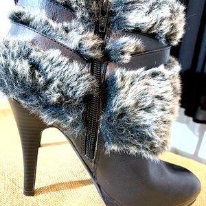 Style & CO. Faux fur trim boots
